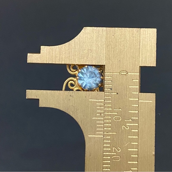 Vintage Unsigned Blue Topaz Gold-tone Filigree Ornate Flower Earrings 2.6g - Picture 11 of 13